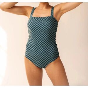 Nani Swimwear Coastal Pine Sandbar One Piece Swimsuit, Women’s XL